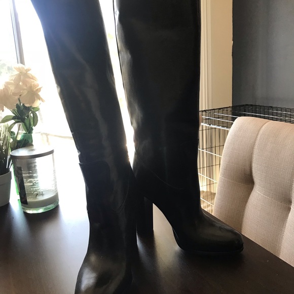 Prada knee high boots - size 38 - Picture 3 of 3